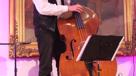 Musiker am Kontrabass